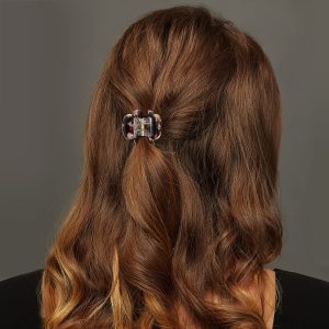Gentle Hold Without Damage: Why Mini Hair Claw Clips Are Better for Daily Use