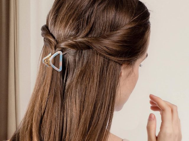 Mini Hair Claw Clips for Evening Outfits and Social Occasions