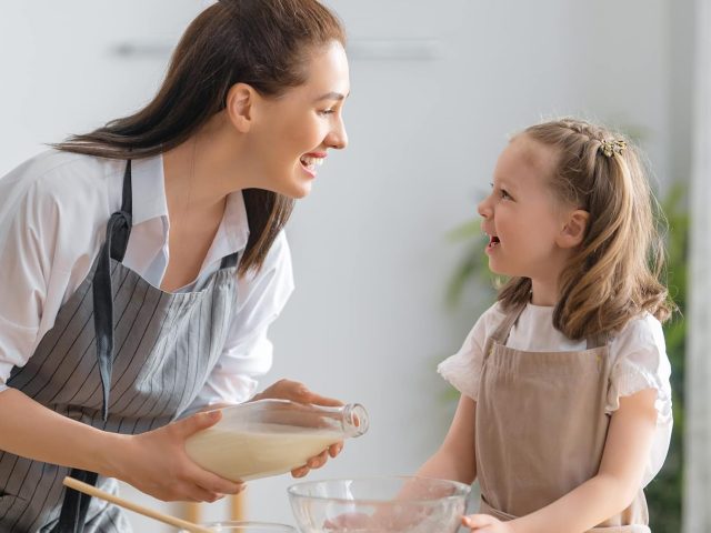Small but Thoughtful: Why Mini Hair Clips Make the Perfect Gift for Women