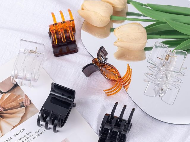 From Gym to Grocery Store: One Hair Clip for Every Part of Your Day