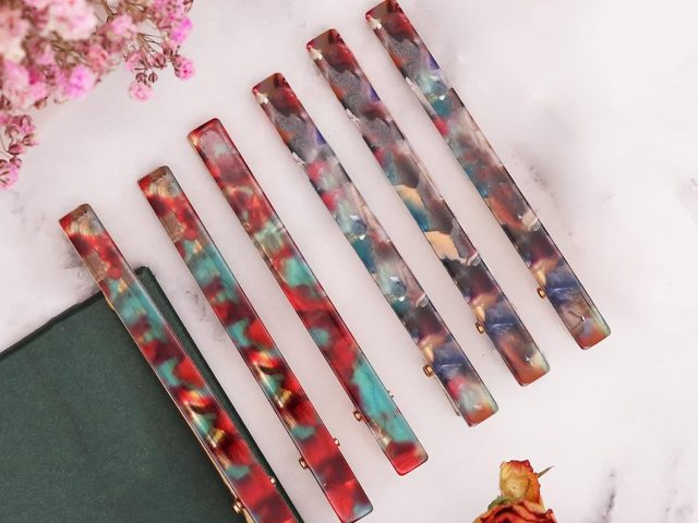 Travel-Ready Hairstyles Made Easy: Why Cobahom Duckbill Hair Clips Are a Must-Have for Trips