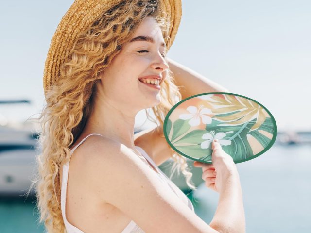 Outdoor Wedding Must-Have: Why Folding Hand Fans Are Perfect Wedding Guest Accessories
